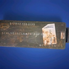 Bundeswehr-Werkzeugkasten (Steckschl&uuml;sselsatz) der Qualit&auml;tsmarke Elora.