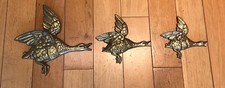 Large Set of Three Vintage Brass FLYING DUCKS Wall Hanging Display Ref1  - (GD8)