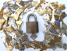 Wedding  Fun Party Event Activity...  Lock - Key  Game  Find Key to open lock