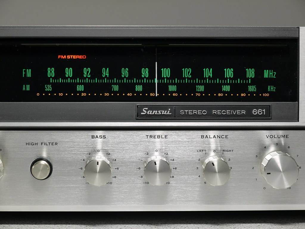 Vintage (1975-76) Black Sansui TU-5500 AM/FM Radio Tuner