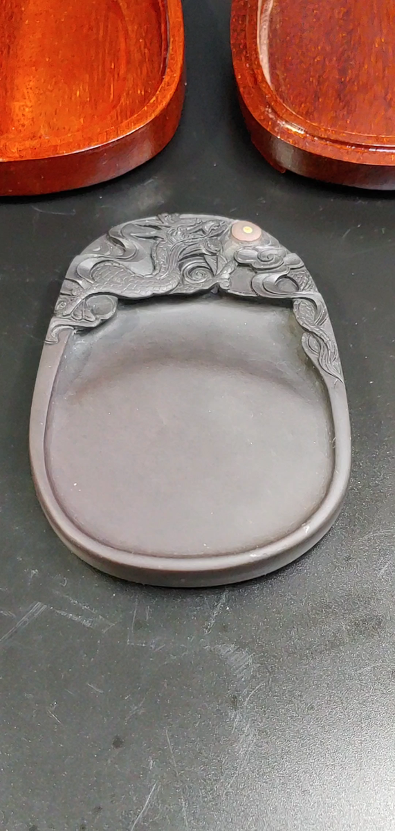 老坑端砚石眼蕉叶白雕龙戏珠1980's Chinese Duanyan Inkstone Eye