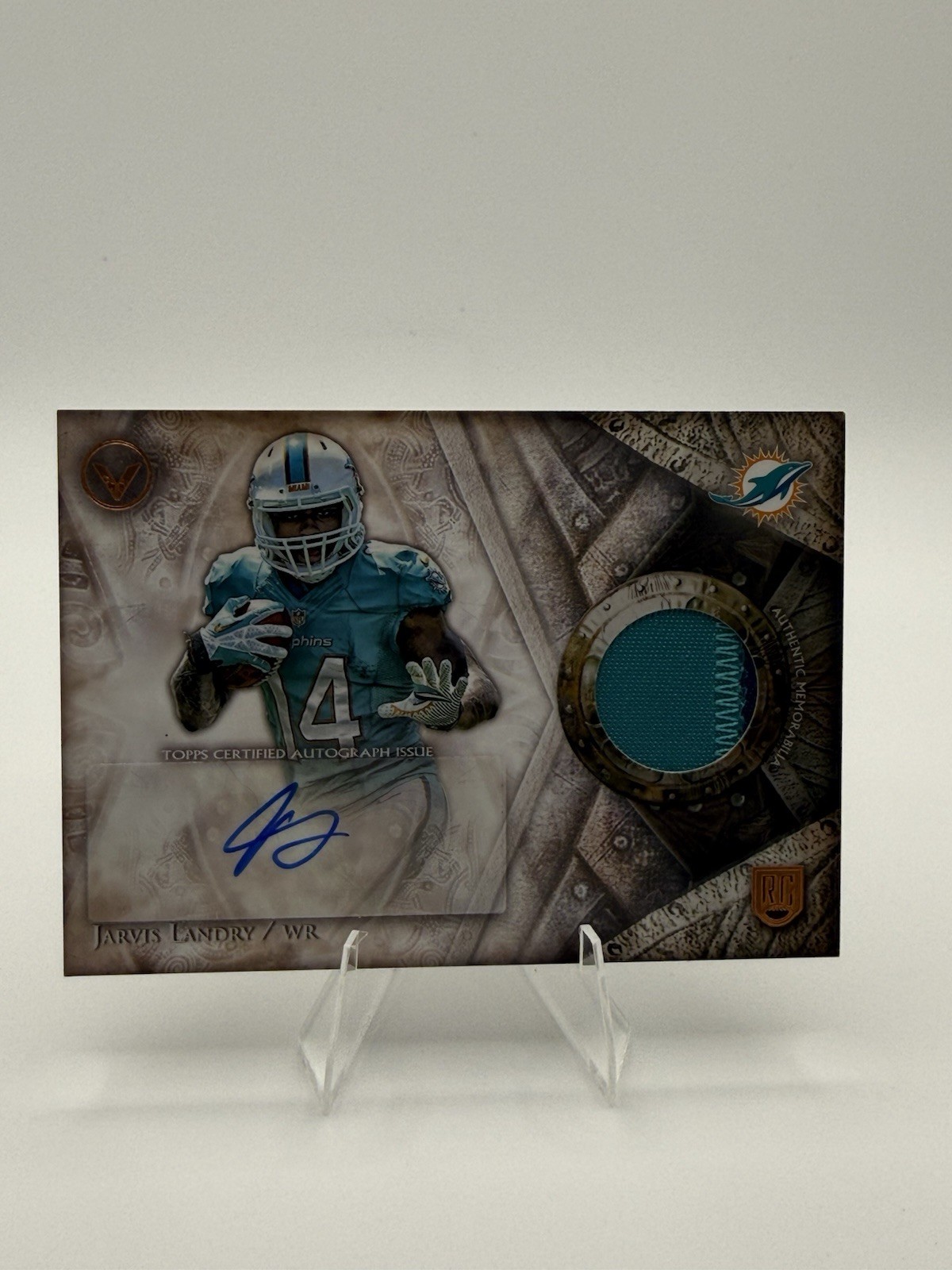 Topps Valor Jarvis Landry Shield Patch Autograph SOH-JL Dolphins NFL