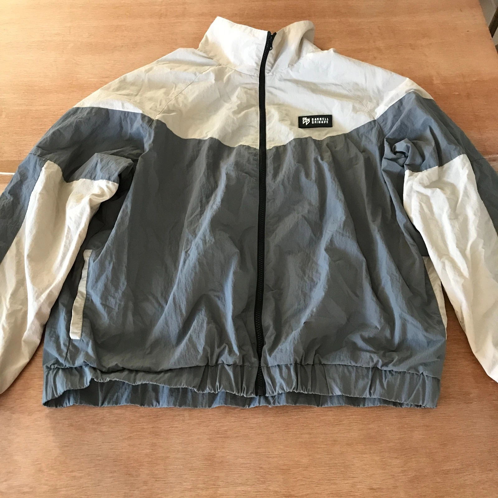 Barbell Brigade Ascend Windbreaker Jacket Men L Gray Full Zip Pocket Long Sleeve
Opens in a new wind