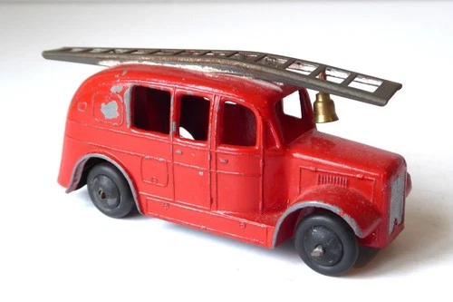 Dinky Toys 250 'STREAMLINED FIRE ENGINE' - 1:43 Vintage Diecast VGC