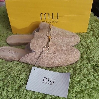 Musshoe Beige Flat Slip-On Closed Toe Metal Bar Accent Women's Size 6.5