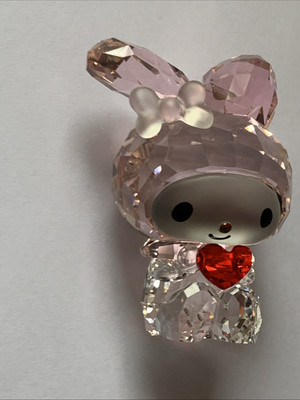 【良品】SWAROVSKI My Melody クリスタルフィギュリン Swarovski Hello Kitty My Melody Red Heart Sanrio 5004742 Box