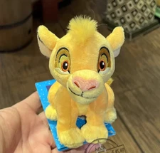 Authentic HK Disney Parks Simba Magnetic Shoulder Pal Plush The Lion King 2024