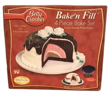 Betty Crocker Bake 'n Fill 4 Piece Bake Set Cake Recipes NEW Open Box
