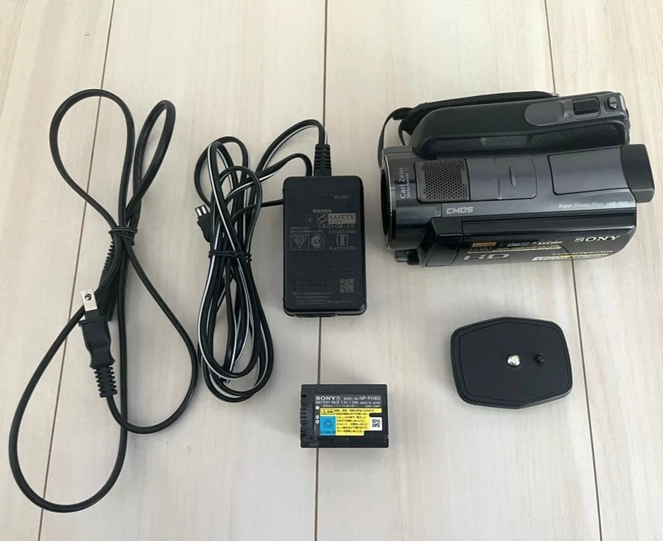 Sony Handycam HDR-SR12 HD Camcorder 12x Carl Zeiss 120GB HDD Japan Tested - Image 4 of 4