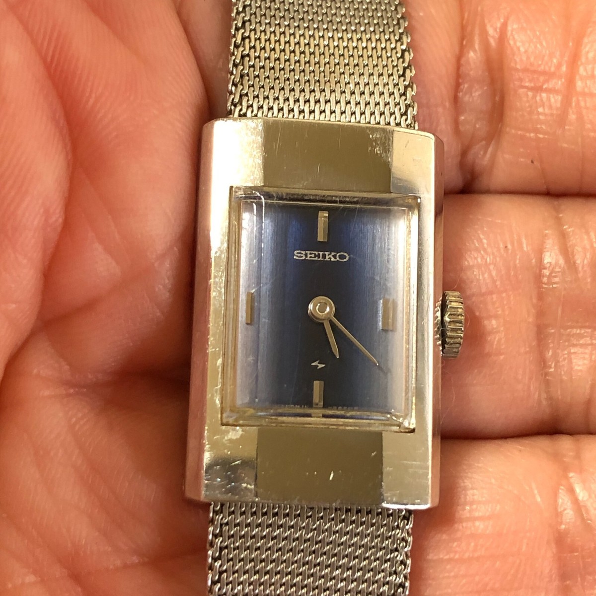 Vtg Seiko Women 11-3849 Dress Silver Milanese Mechanical  display picture 3