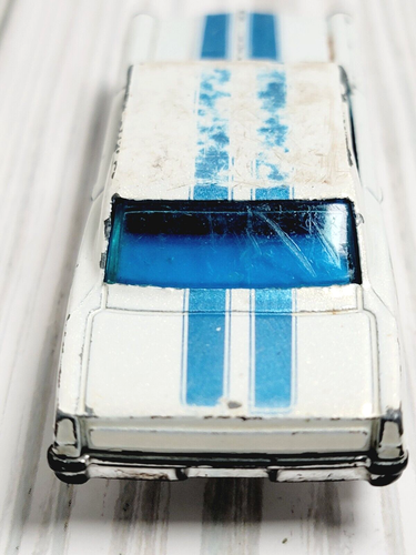 Hot Wheels Diecast 2007 -66 Nova TM GM White Replacement Part Loose Fair - Picture 3 of 5