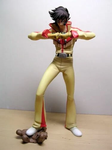 Personaggi e figure scala 1:8 per il modellismo statico