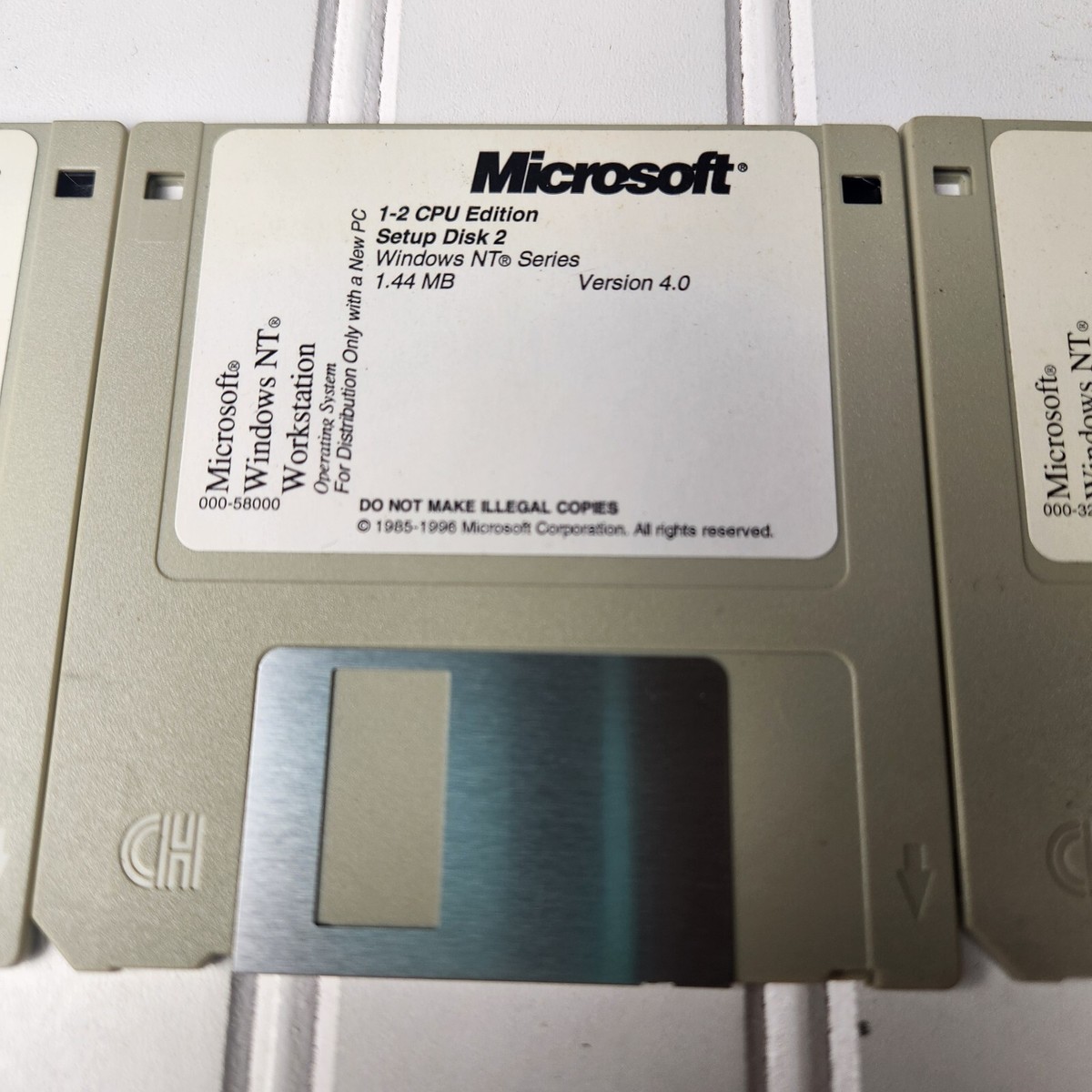 その他 Microsoft Windows NT Workstation 4.0 Microsoft Windows NT Workstation 4.0 CD Full Version Retail SEALED