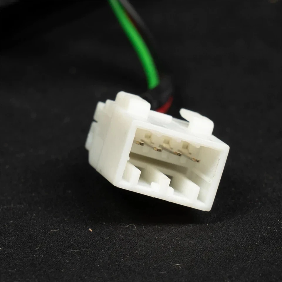 Tercera luz de freno LED con lente transparente Recon con cámara de plataforma de carga para 19-21 Ram 1500/2500 Foto 4 de 4