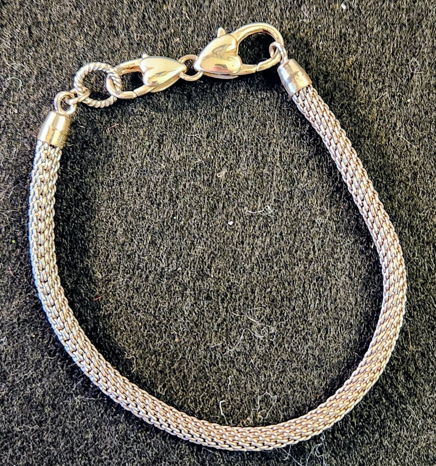 Brazalete Brighton Beverly Glam Malla para Dijes y Cuentas Tono Plata Cierres Corazón Foto 2 de 2