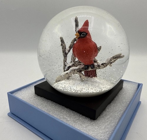 Red Singing Cardinal Cool Snow Globe by CoolSnowGlobes 2021 (4.5" x 4" x 4") - Picture 4 of 9