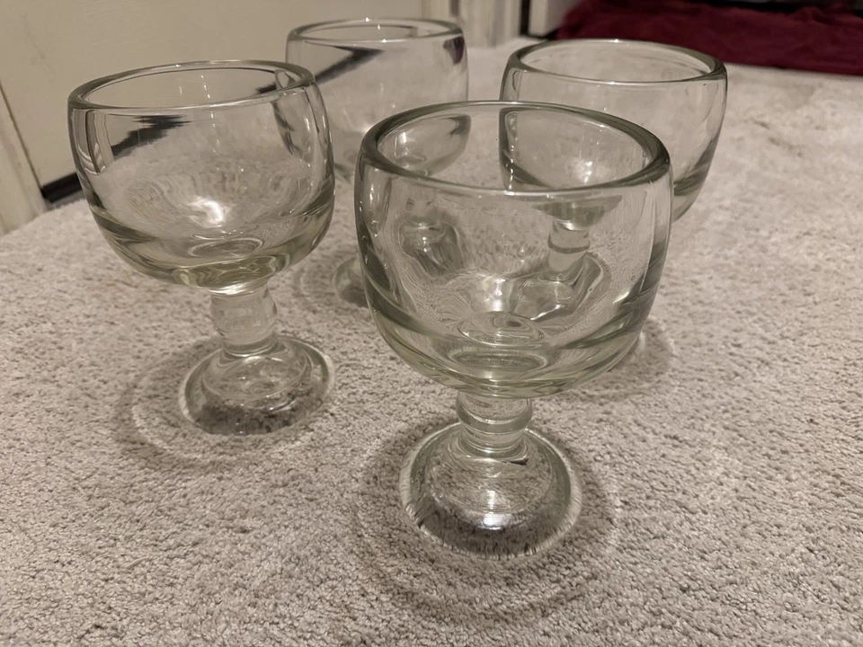 "Juego de 4 copas de cerveza de vidrio pesado de pared gruesa de 8"" de alto x 5"" de diámetro" Foto 2 de 3