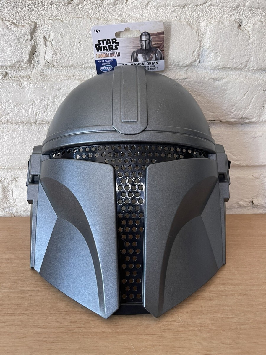 Disney Star Wars The Mandalorian Adult 1/2 Plastic Mask Jazwares