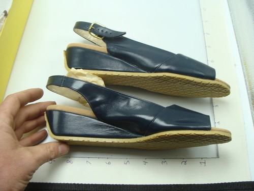 original store stock shoes -- unused in box - JARMAN navy SUZANNE 7 M in box - Picture 5 of 9
