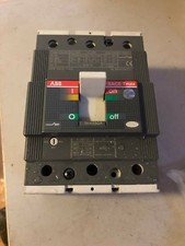 JCB 3 BOLE MCCB 250 AMP DISJONCTEUR P/N 321/10333