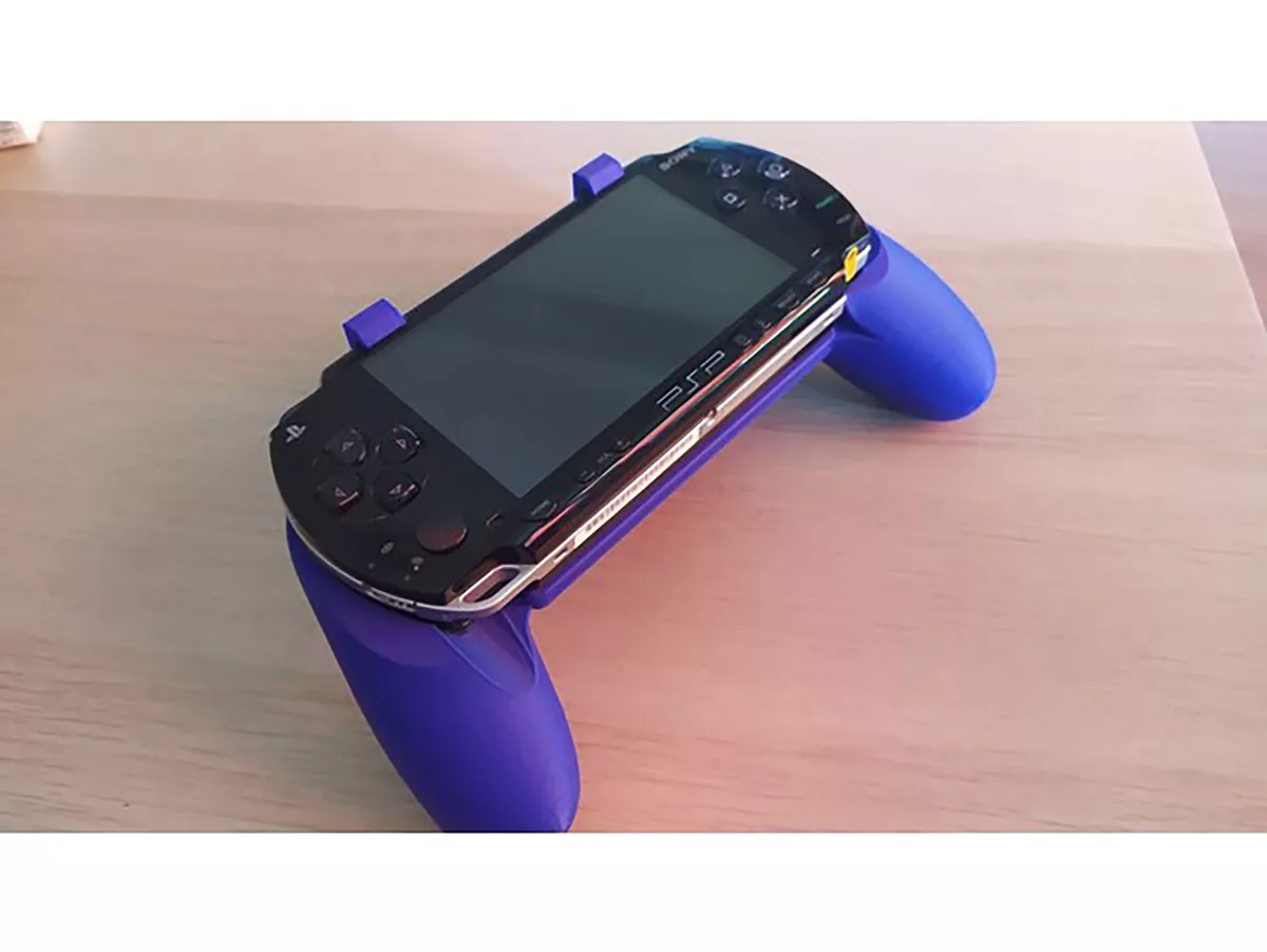Sony PlayStation Portable PSP-1000 PlayStation 4 Style Grip Handheld System Case