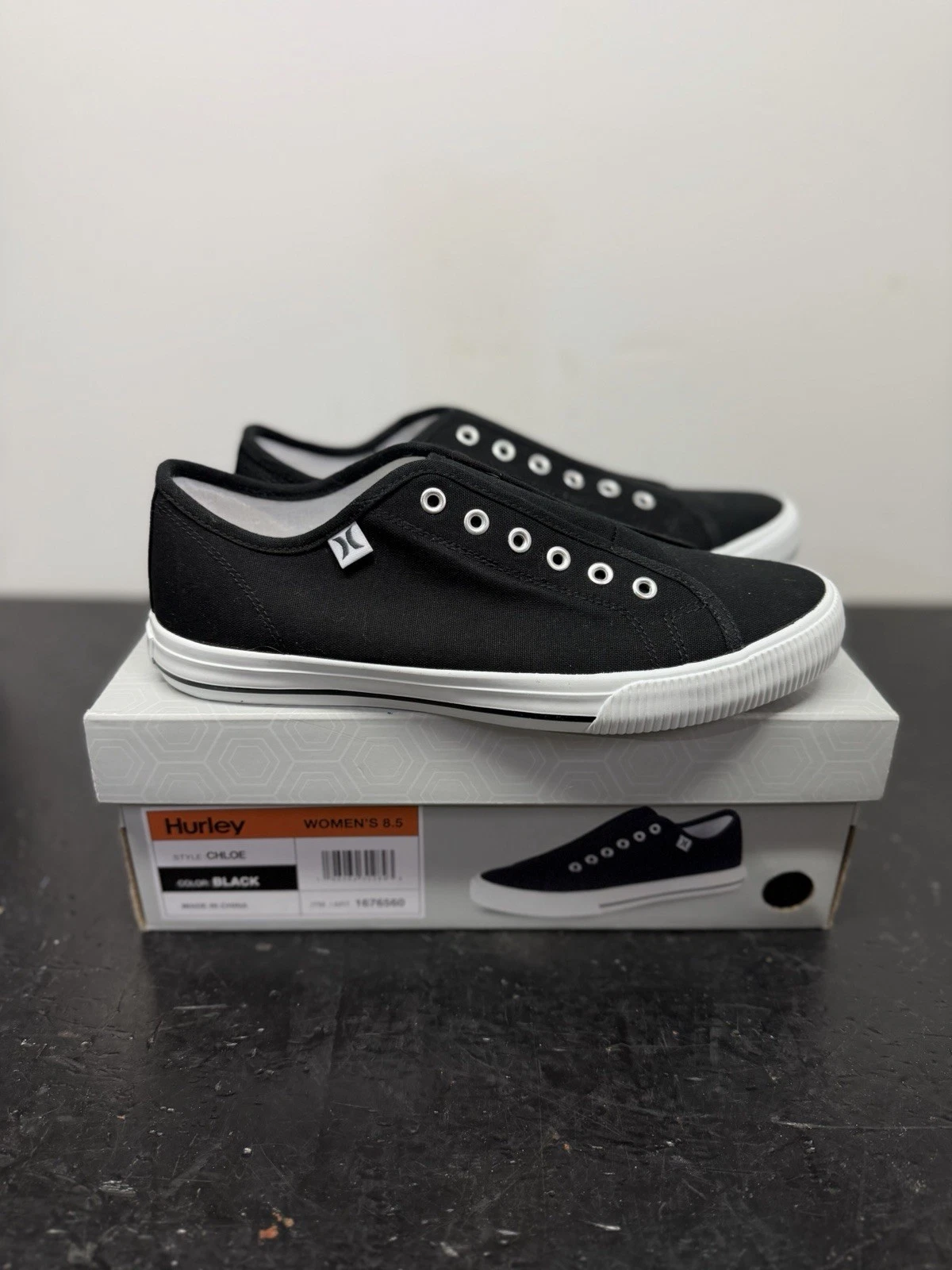 Hurley Women’s Chloe Slip On Sneakers Black Textile Size 8.5