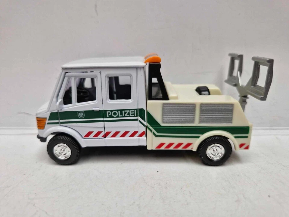 Camión de naufragio Road Monster Bauer Cararama Mercedes Benz 207/208 policía 1:43 dieca Foto 2 de 4