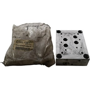 Daman AD07D08VAAB Hydraulic Aluminum Valve Adapter Pattern D07 to D08