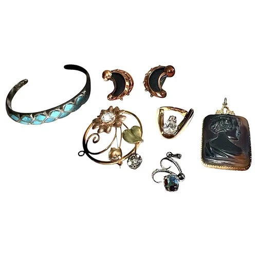 Vintage 20 Pieces Costume Jewelry Lot Clip  Earrings Brooch Rhinestones