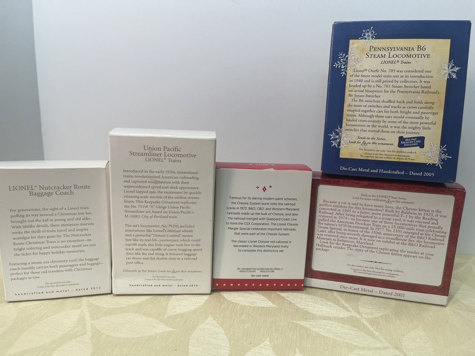 Hallmark Lionel Chessie, Pennsylvania, UP Caboose