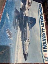 Tamiya 1/32 US Army McDonnell Douglas F-4J Phantom II