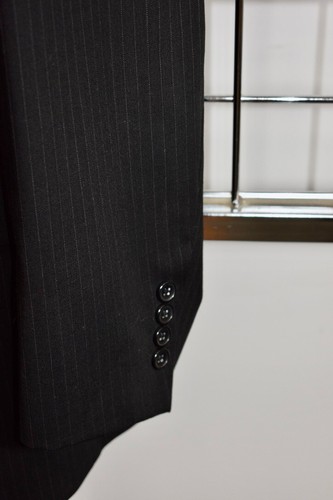Emanuel Ungaro 100% Wool Dark Gray Stripped Men's 2 Buttons Suit Size 44R - Picture 10 of 12