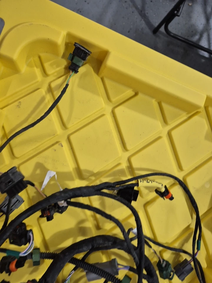 12 Can Am Spyder RT Roadster Sub Wire Wiring Harness 710001865 - Image 4 of 4