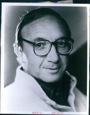 Author Neil Simon Playwright Screenwriter Oscar Tony Award 8X10 Vintage Photo