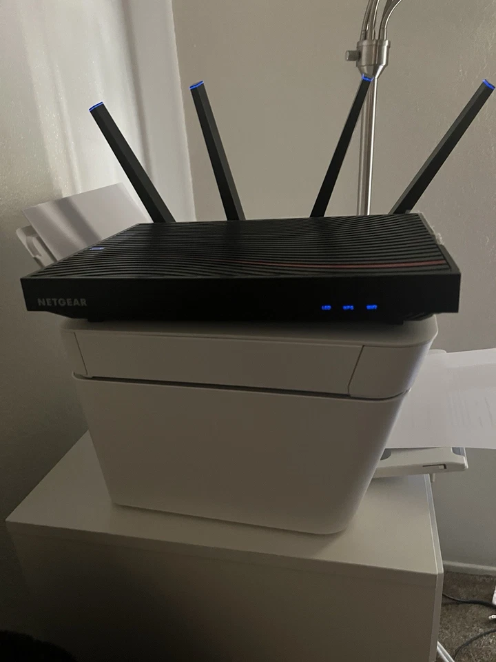 NETGEAR router and cable modem combo. - Image 2 of 3