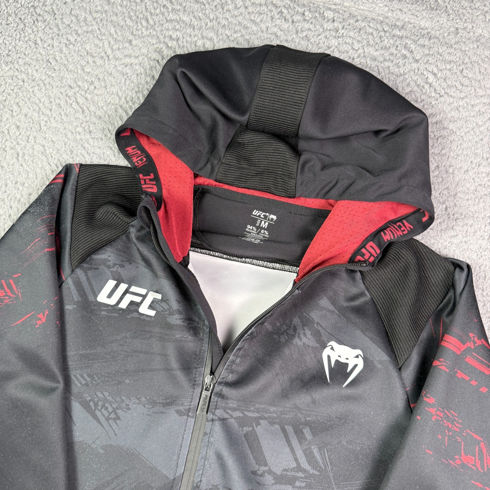 UFC Venum Hoodie Mens M Black Red Fight Night Walkout Sweatshirt Full Zip