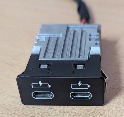 Original BMW E36 USB-C charger plug & play connection cable charging socket