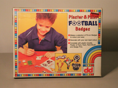 Gips & Farbe Fußball Abzeichen - Kunsthandwerk - Dekkertoys - Vintage 1990er