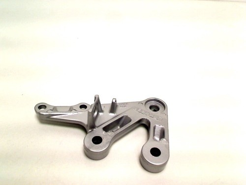 43511-29G00 pedana anteriore destra per SUZUKI GSX R 600 2004-2005 (K4-K5) nuovo - Foto 4 di 7