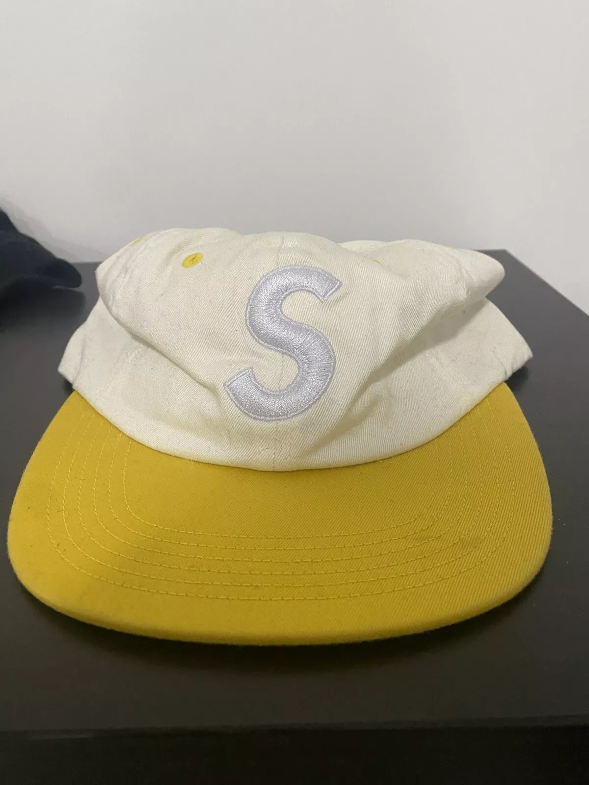 Casquette SS16 Supreme 2 tons délavé logo S 6 panneaux jaune neuve 100% authentique