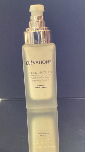 ELEVATIONE Neck & Décolleté, Gravity Control Vitamin Serum, 50ml/ 1.69 fl. oz. - Picture 2 of 6