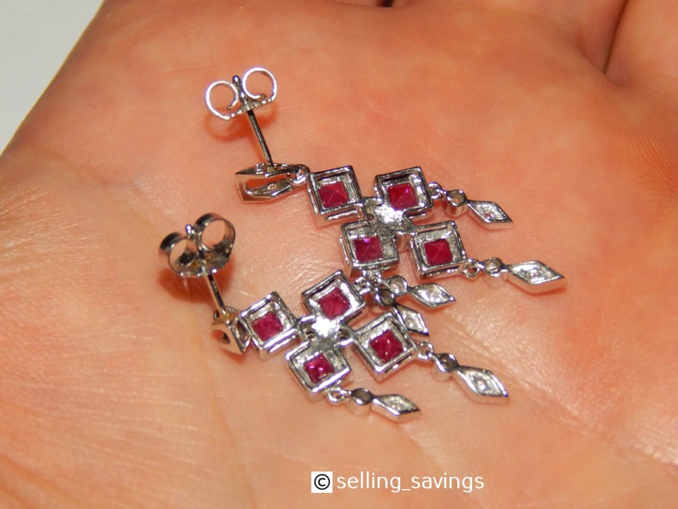 JUEGO DE ARETES DE ARAÑA COLGANTES DE 1,2 PULGADAS CON BISEL DE RUBÍ Y DIAMANTES DE ORO BLANCO DE 14K Foto 3 de 4