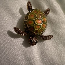 Creative Beautiful Turtle Brooch With Black Crystal Eyes