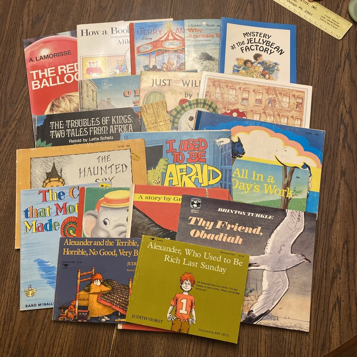 20 Assorted Children's Books Vintage Paperbacks Alexander Golden