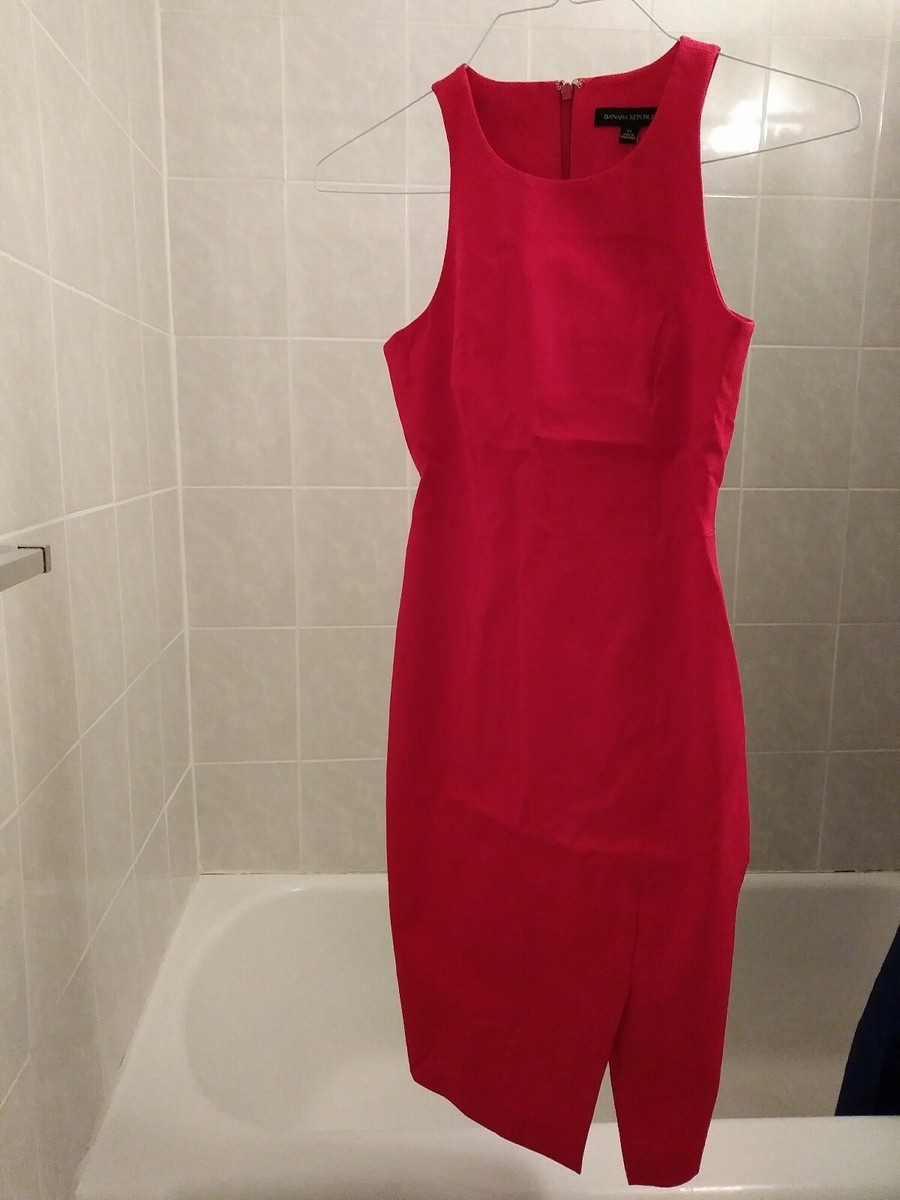 open lace back dress Shop Banana Republic Clothing and Dresses at SilkRoll. Trade with us! main image 1