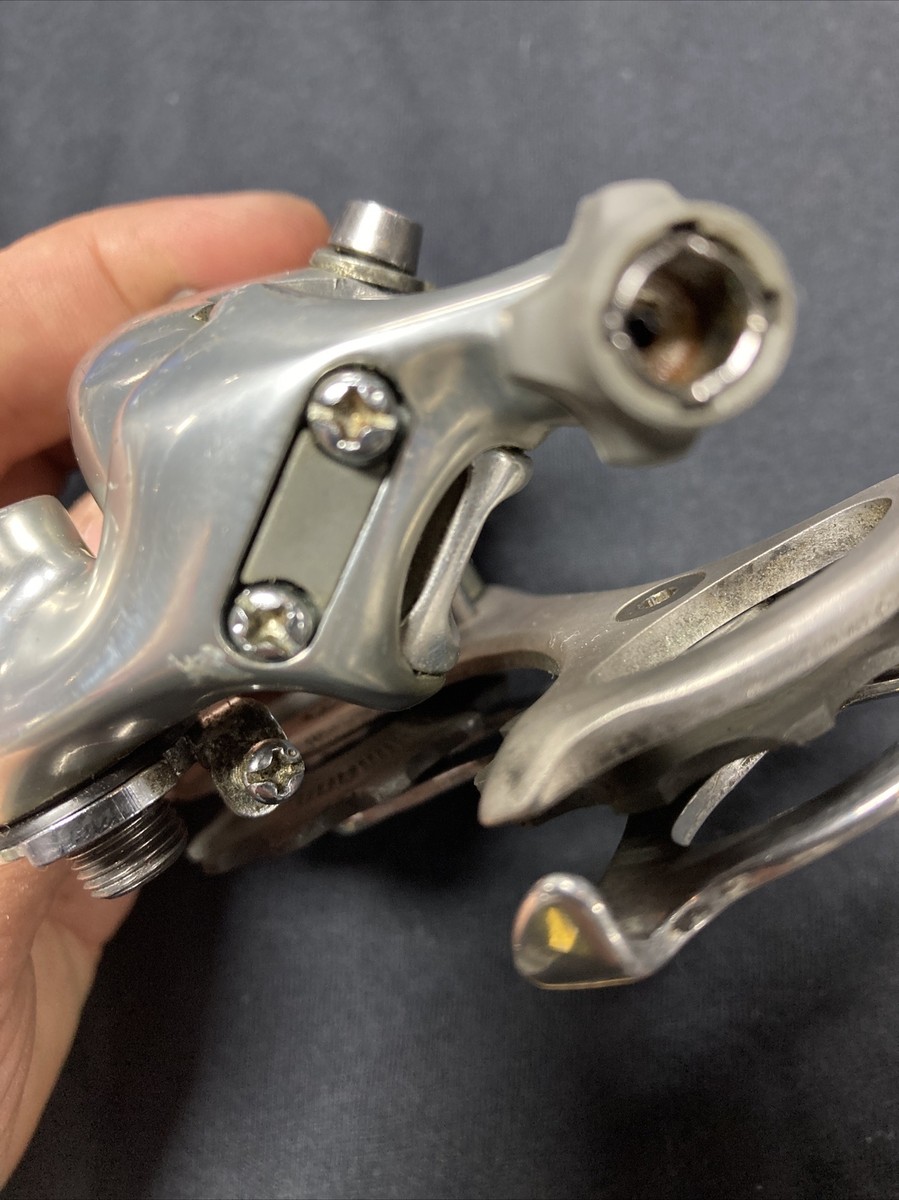 Dérailleur Arrière SHIMANO Ultegra 9 Vitesses Chape Courte