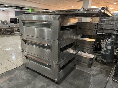 XLT 3255-TS, Double Stack Conveyor Pizza Oven With Casters- Gas- 120v Tested