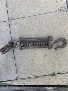 Spring/Sprung Towing Eye With Hook.
