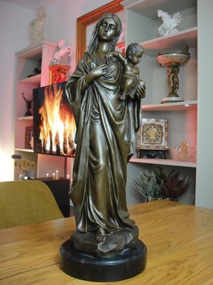 Bronze Statue Madonna Maria Marienfigur mit Jesuskind Skulptur Figur Marmor Edel