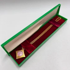 1970 Vintage Working Chaika Watch Woman Pendant 17 Jewels Necklace Au Gilt Box